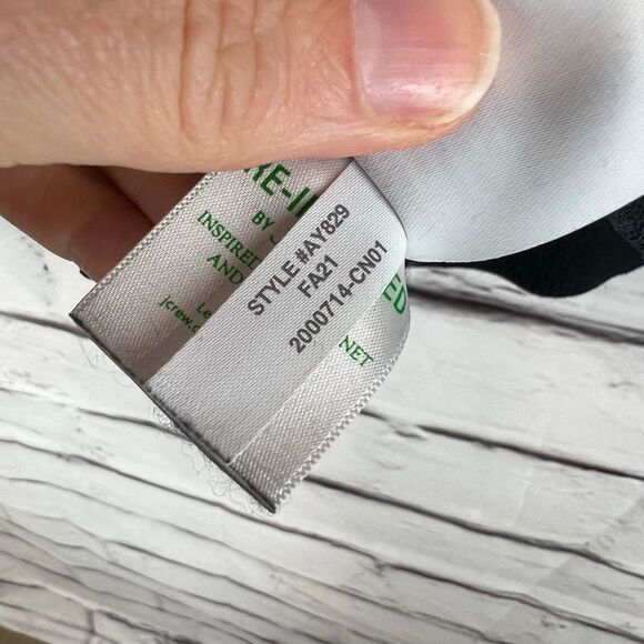 J. Crew Pullover Sweater Black Medium Long Sleeve Crew Neck cashmere blend - Picture 6 of 6